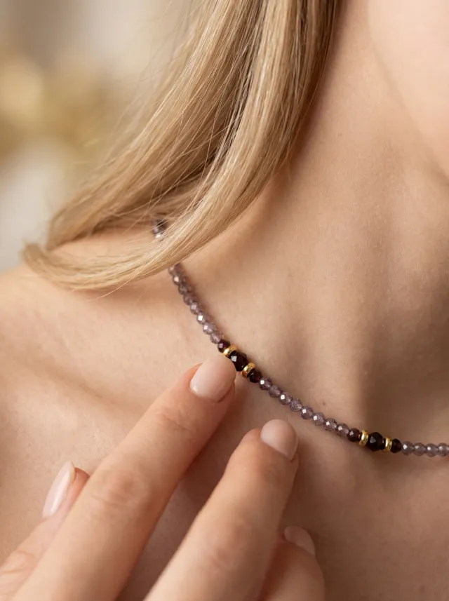 Choker Melitta – støvet lavendel